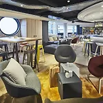 Отель Radisson Paris 4*