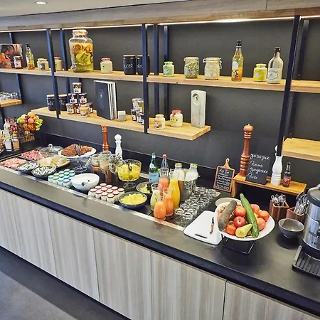 Radisson Paris Hotel 4*