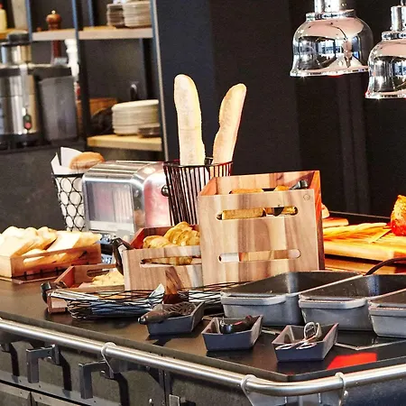 Radisson Paris 4* Le Bourget