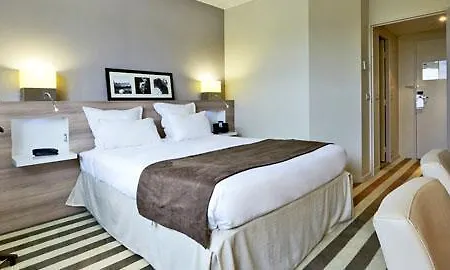Radisson Paris Hotel 4*