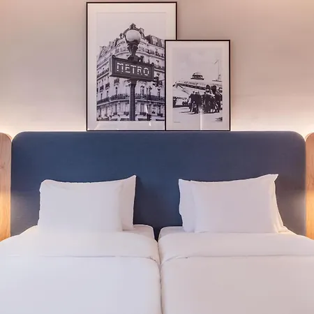 Radisson Paris Hotell 4*