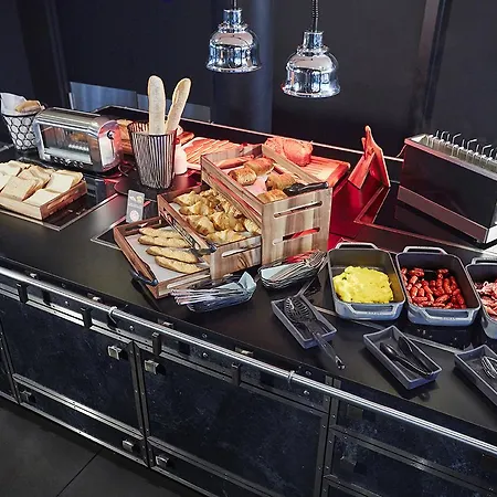 Radisson Paris 4* Le Bourget