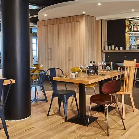Campanile – Airport Hotel