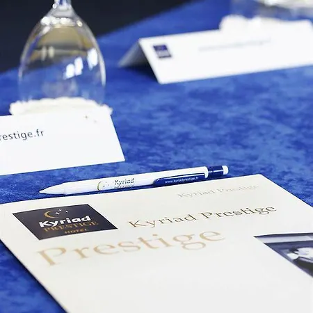 Radisson Paris 4*